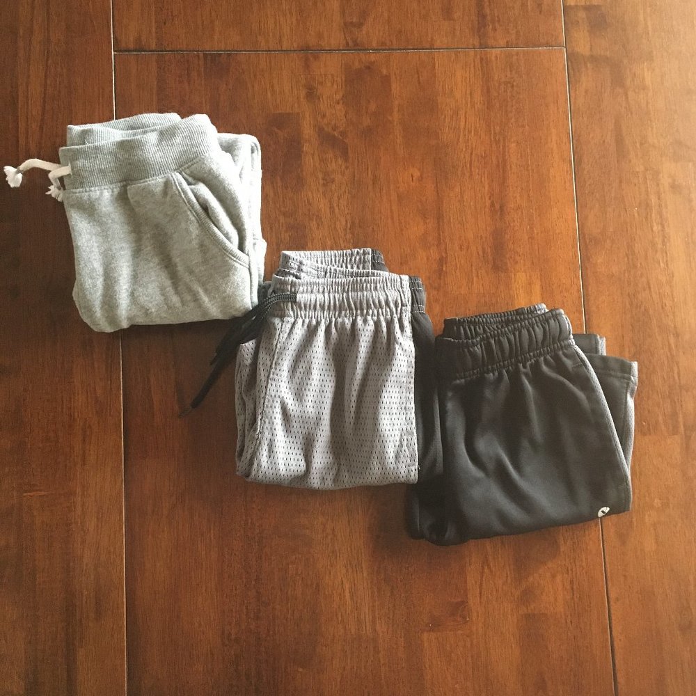 Boys size 7 sweat pants bundle of 3